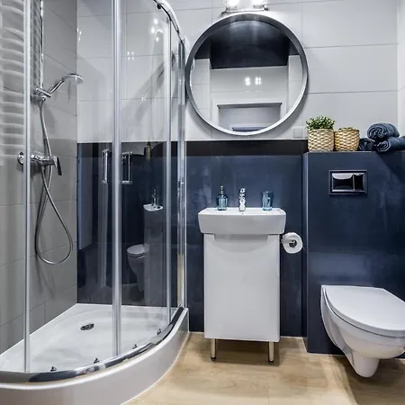 Friendhouse * 克拉科夫