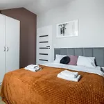 Friendhouse