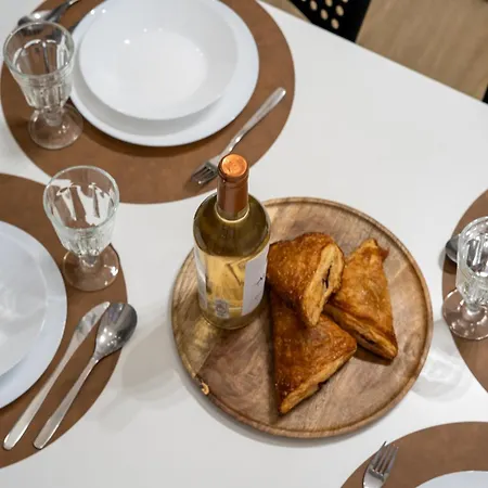 Friendhouse Apartamento *