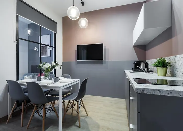 Friendhouse Apartman *